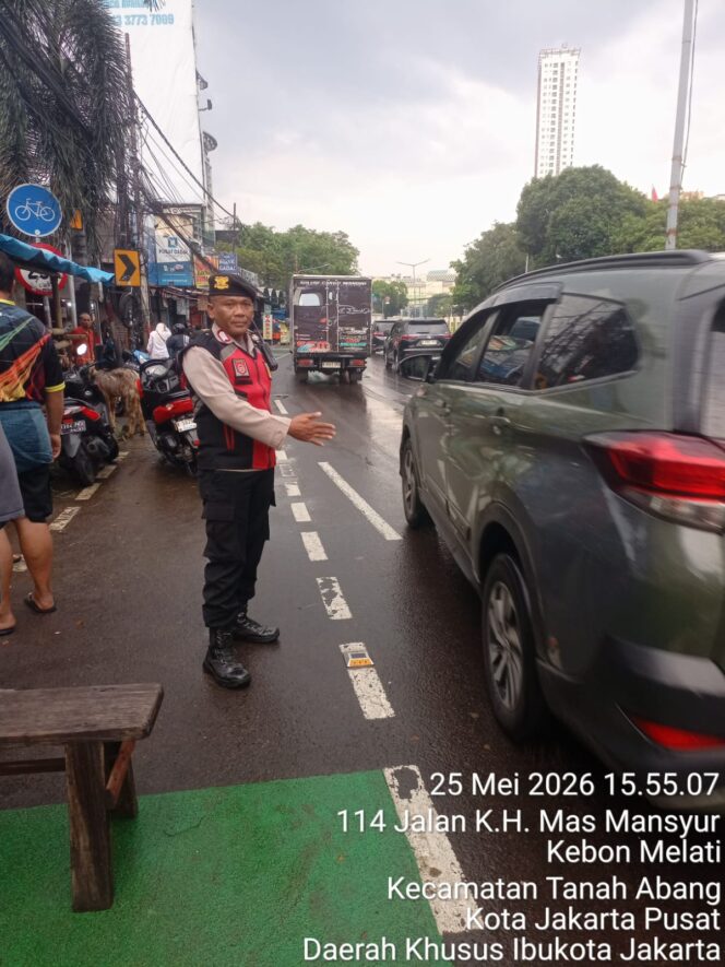 
					Polisi Laksanakan Patroli Sore, Cegah Curas, Curat dan Curanmor di Kebon Melati