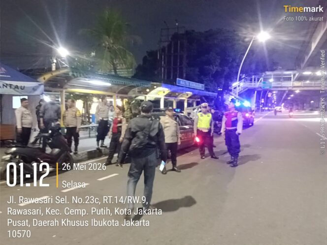 
					Polres Jakpus Amankan 8 Orang Saat Razia Cipta Kondisi, Sejumlah Obat Terlarang Disita