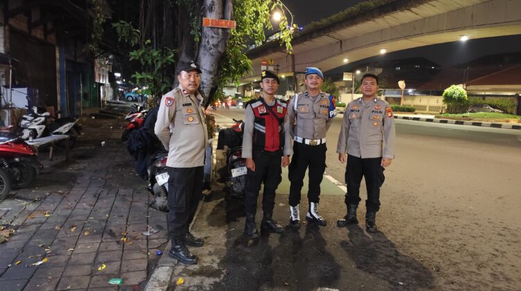 Monitoring dan Pengamanan Malam Takbir Idul Adha, Polisi Siaga di TL Galur Tanah Tinggi