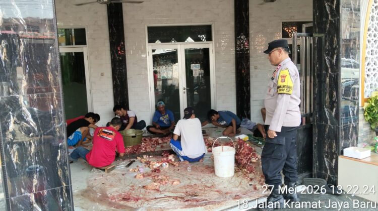 Bhabinkamtibmas Johar Baru Monitoring Pemotongan Hewan Kurban, Perkuat Sinergi dan Kamtibmas Warga