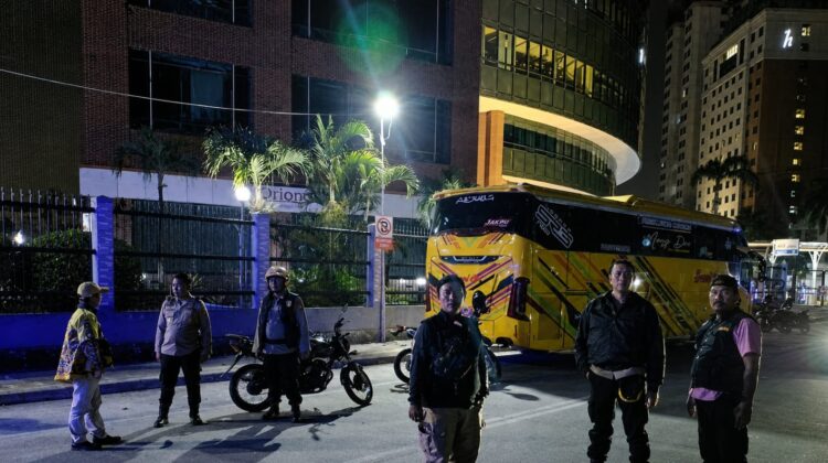 Patroli Mobile Blue Light Polsek Sawah Besar Antisipasi Tawuran dan Kejahatan Jalanan