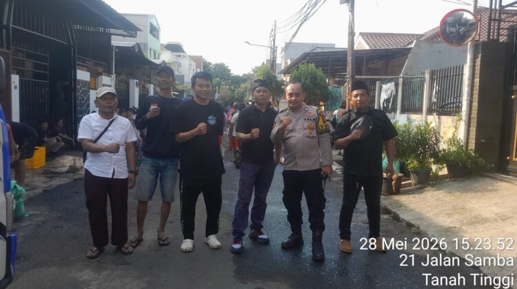 H+1 Idul Adha, Panit Samapta Bersama FKDM Pantau Distribusi Daging Qurban Demi Kamtibmas Aman