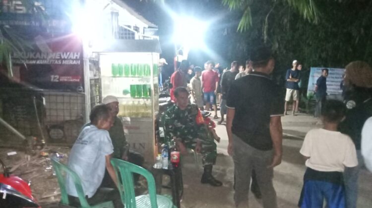 Babinsa Koramil 14/Panongan Perkuat Kamtibmas Melalui Siskamling, Wujud Nyata Kehadiran TNI di Tengah Masyarakat