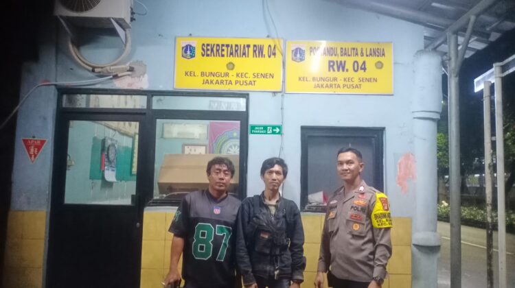 Bhabinkamtibmas Bungur Sambangi Pos Siskamling RW 04, Perkuat Koordinasi Keamanan Warga