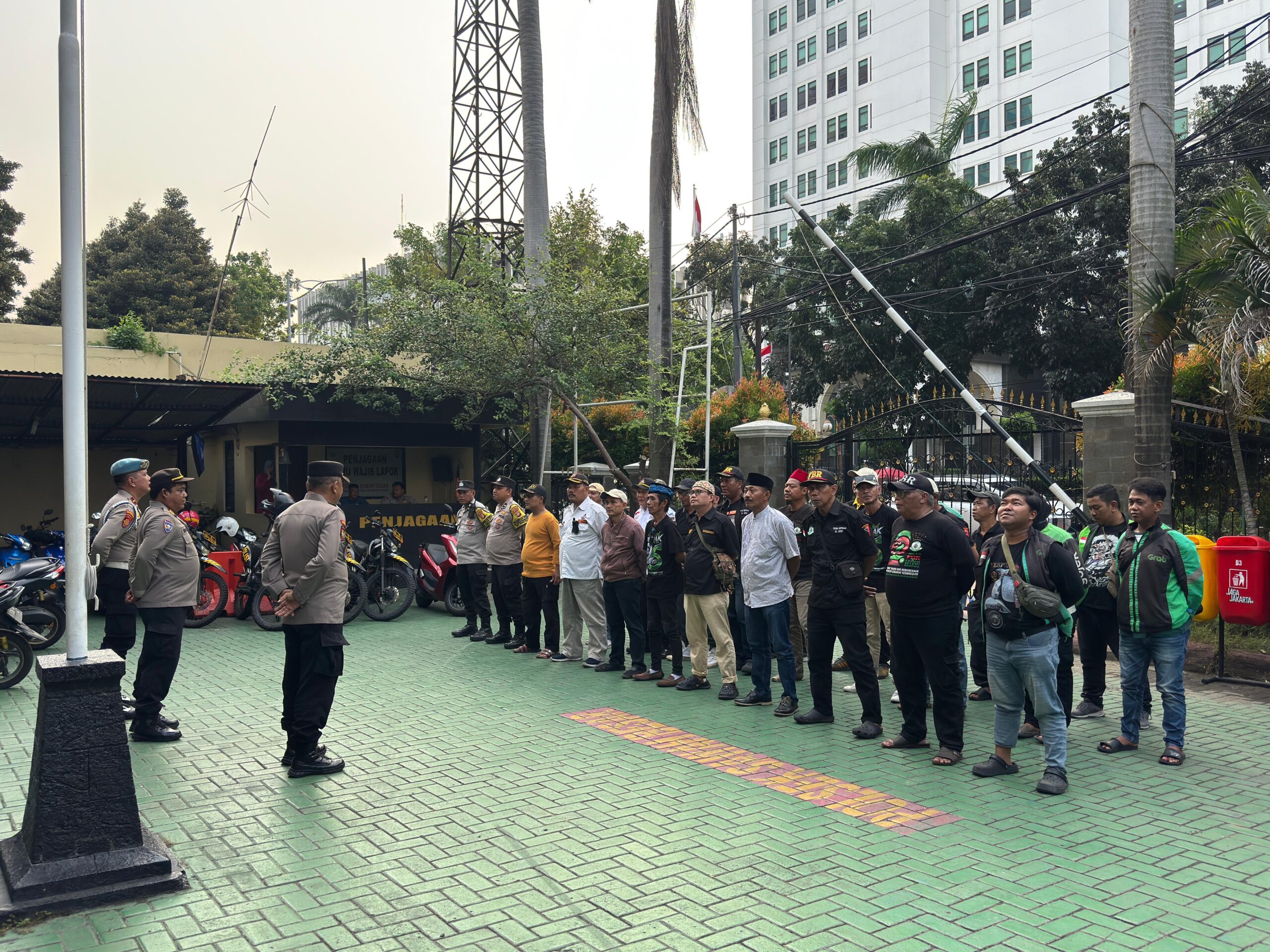 Sabuk Kamtibmas, Polsek Sawah Besar Perkuat Sinergi Polri Dan Warga Jaga Keamanan Wilayah