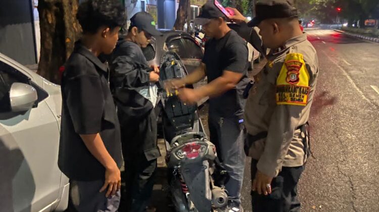 Polsek Senen Gelar Razia Stasioner Ops Cipta Kondisi di Kawasan Stasiun Senen, Nihil Temuan