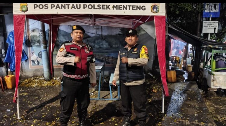 Patroli Malam di Kalipasir, Polisi Cegah Curanmor dan Tawuran Warga