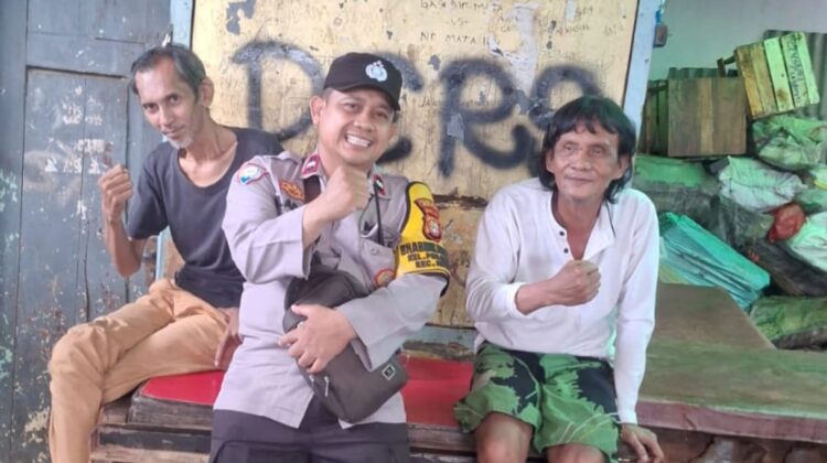 Bhabinkamtibmas Pegangsaan Gencarkan Patroli Dialogis, Warga Diajak Wujudkan Zero Narkoba dan Zero Tawuran