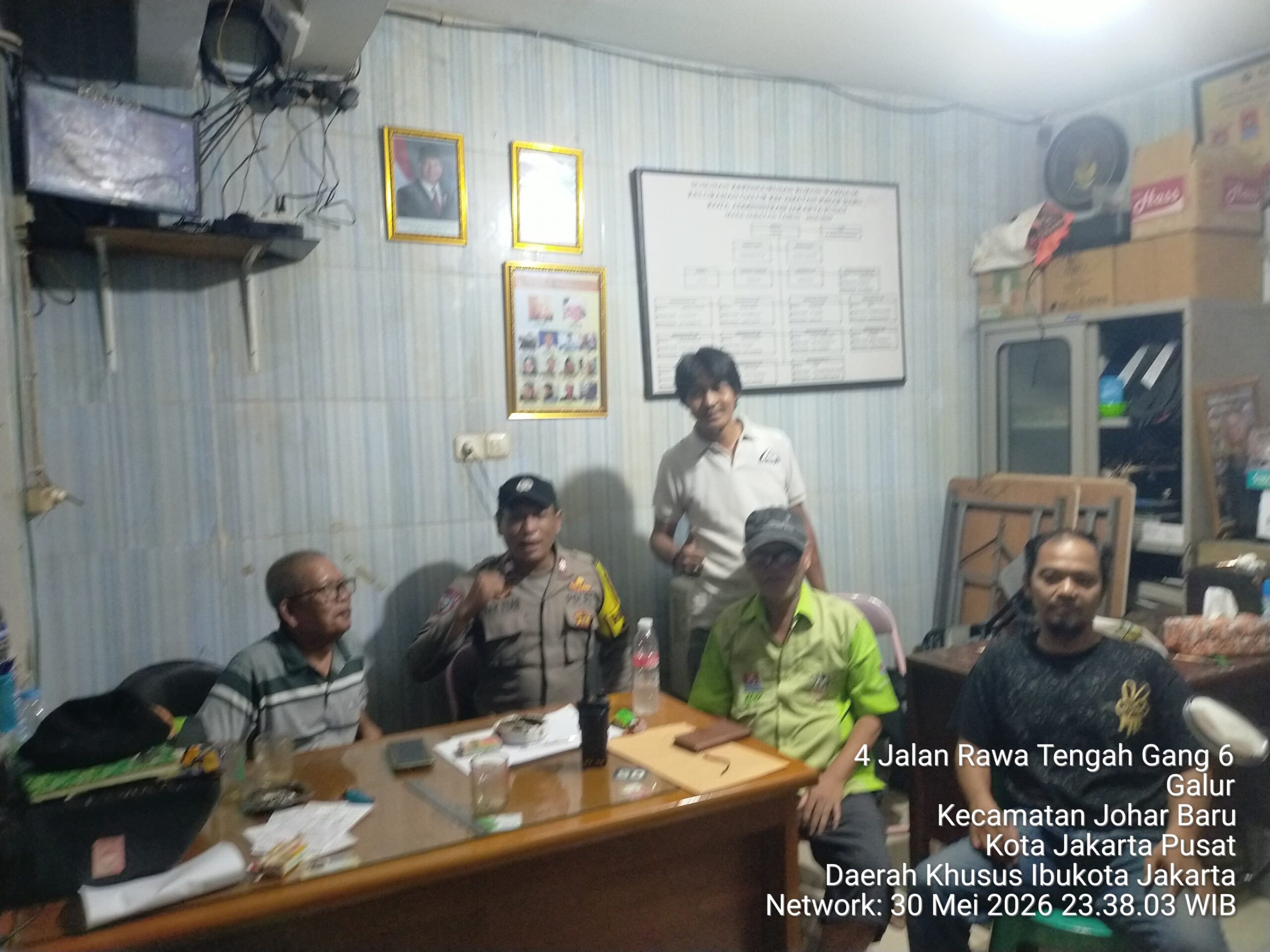 Pererat Sabuk Kamtibmas, Bhabinkamtibmas Galur Sambangi Pos Kamling RW 06