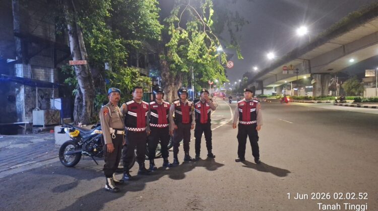Patroli Strong Point Polsek Johar Baru, Antisipasi 3C dan Tawuran Saat Dini Hari