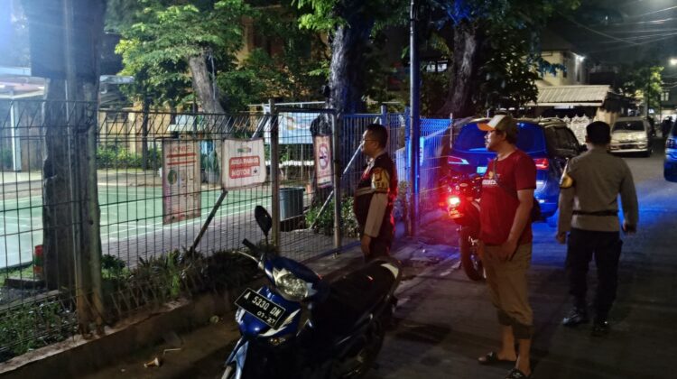 Respon Cepat Aduan Call Center 110, Polsek Johar Baru Langsung Cek Lokasi Gangguan Kamtibmas