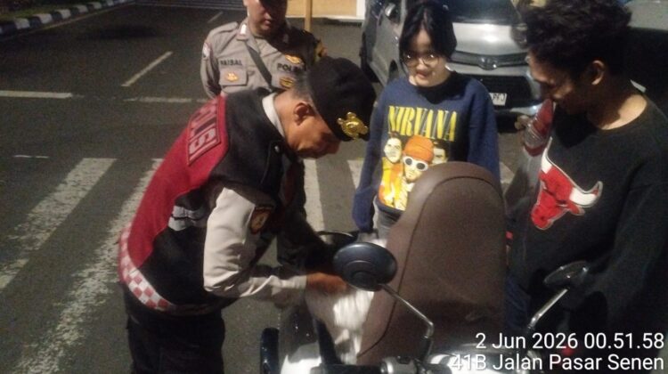 Polsek Senen Gelar Razia Stasioner Cipta Kondisi, Tujuh Motor Diamankan di Pasar Senen
