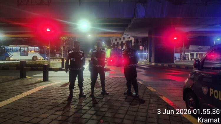 Patroli Strong Point Polsek Senen Siaga di Simpang Lima, Antisipasi Gangguan Kamtibmas