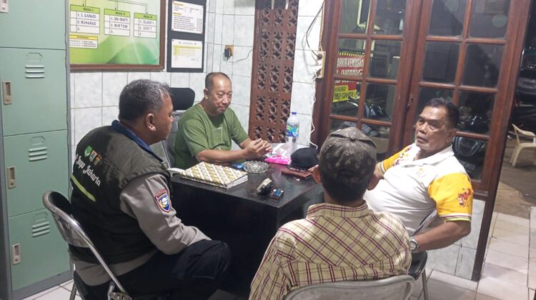 Polri dan Warga Bahas Pencegahan Tawuran di Dwiwarna