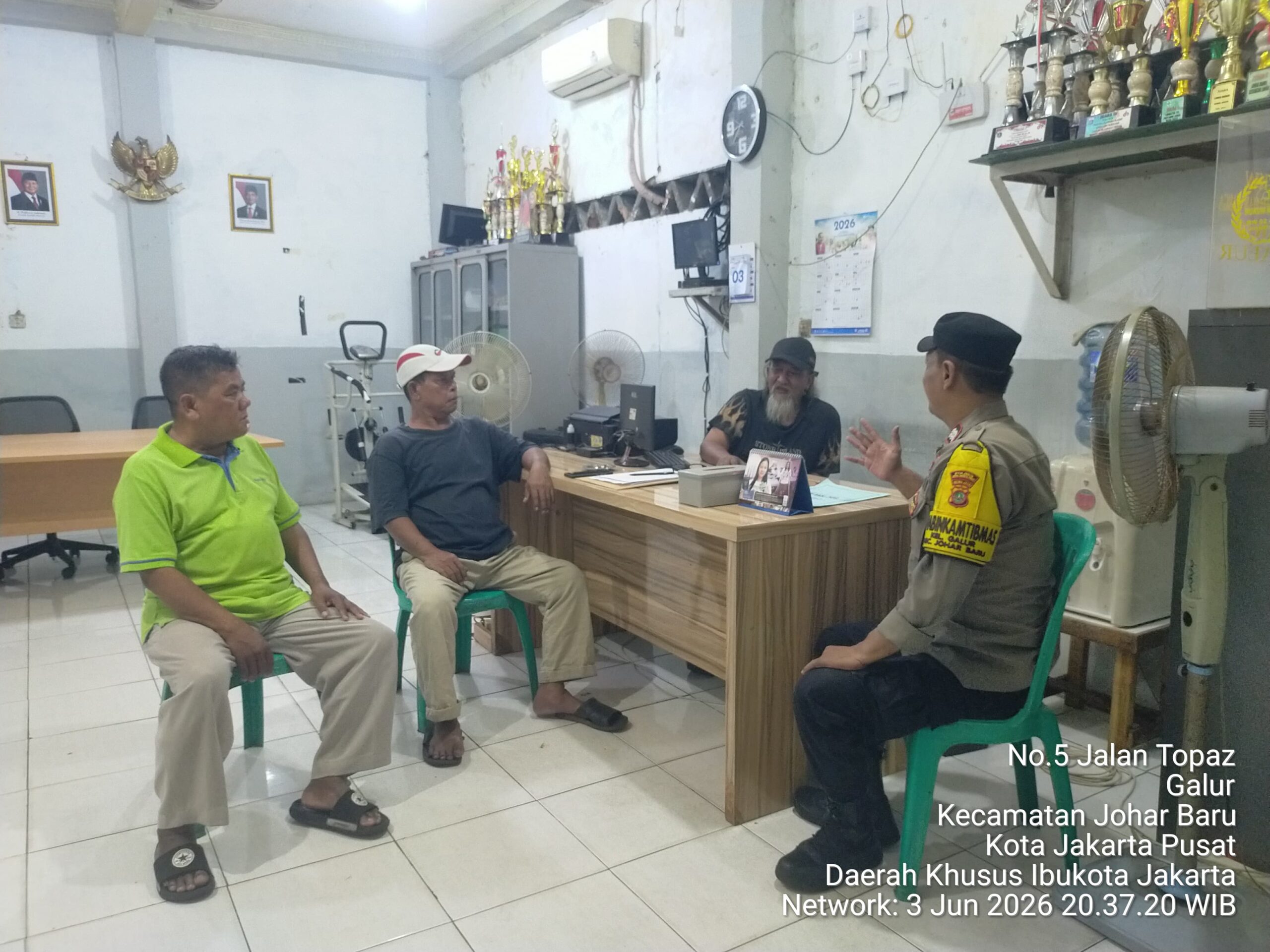 Malam Semakin Aman, Pos Kamling RW 02 Jadi Pusat Kolaborasi Warga dan Polisi