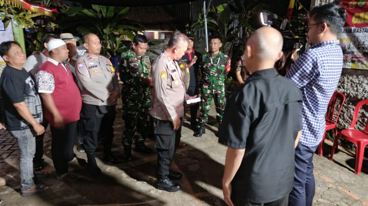 Patroli Komduk Sisir Wilayah Cipayung, Babinsa Ajak Warga Bersatu Cegah Tawuran dan Kenakalan Remaja