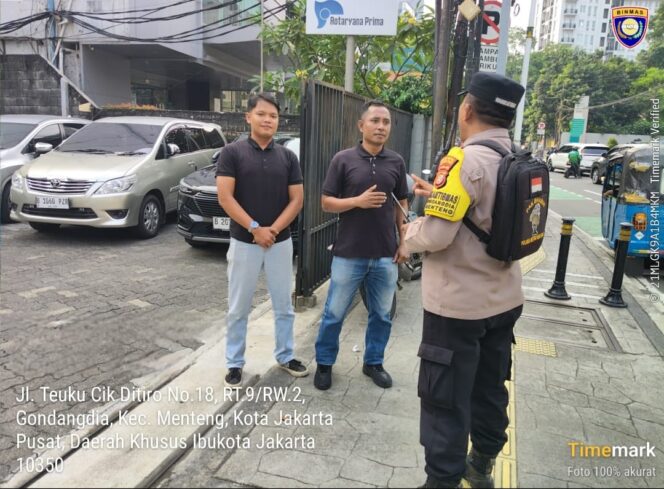 
					Sambang Kantor Rotaryana, Bhabinkamtibmas Gondangdia Ingatkan Security Waspada Jambret dan Pencurian