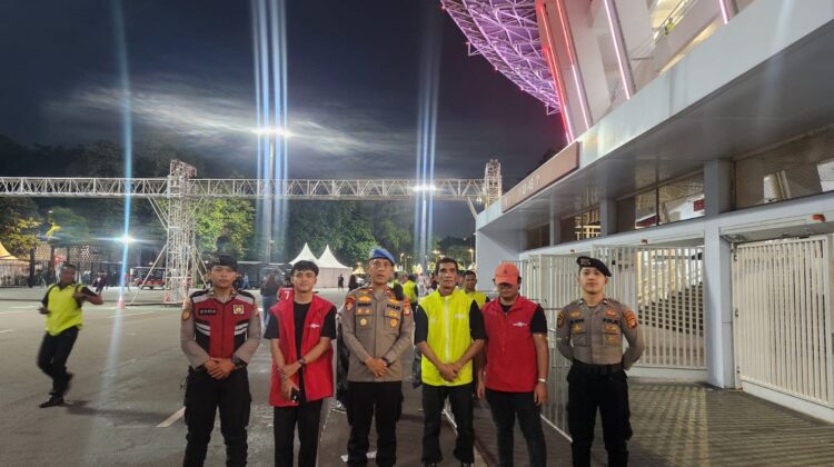 Polri dan Unsur Gabungan Amankan Zona 11 pada Laga Indonesia vs Oman di GBK Senayan