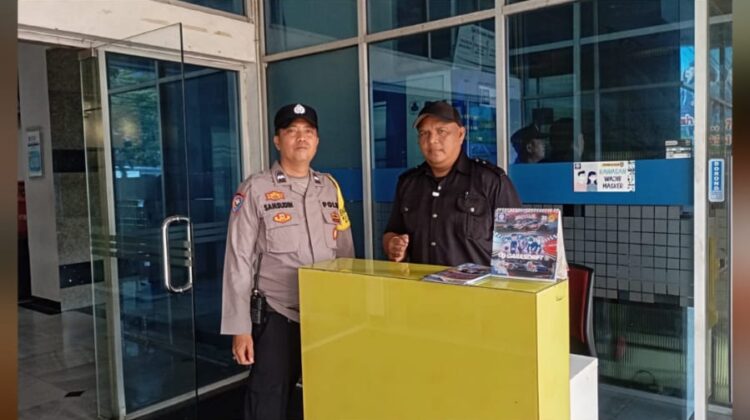 Bhabinkamtibmas Polsek Senen Intensifkan Cooling System dan Sambang Dialogis di Kampus, Pasar, dan Pusat Perbelanjaan