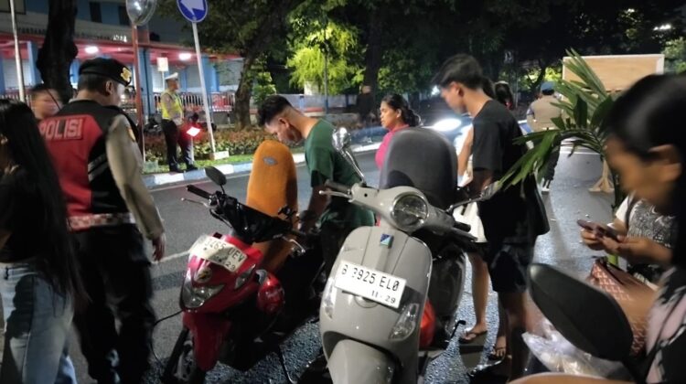 Operasi Kejahatan Jalanan Polsek Senen Amankan Dua Pemuda Pemilik Tramadol dan Eximer
