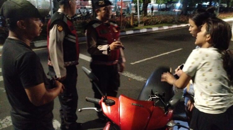 Polsek Senen Amankan Motor Tanpa Plat Nomor Saat Razia Cipta Kondisi di Pasar Senen