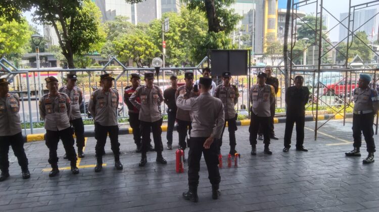 Polsek Senen Siagakan 17 Personel Amankan Rencana Aksi HMI Jakarta Selatan di Menara Salemba