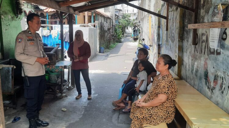 Bhabinkamtibmas Kebon Melati Laksanakan Cooling System, Ajak Warga Waspadai Narkoba dan Judol
