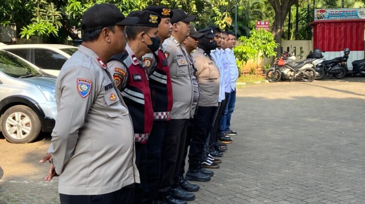 Wakapolsek Kemayoran Pimpin Apel Jam Pimpinan Pagi Hari, Teguhkan Semangat Melayani dengan Hati
