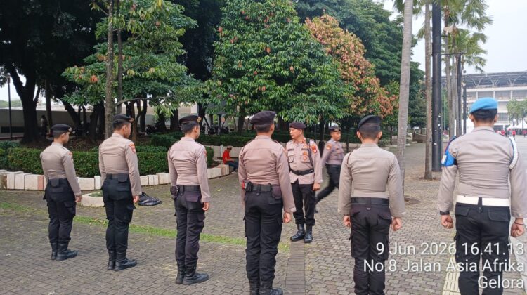 Pengamanan FIFA Matchday Indonesia vs Mozambik, Personel Gabungan Perketat Pemeriksaan di Ring 3 GBK