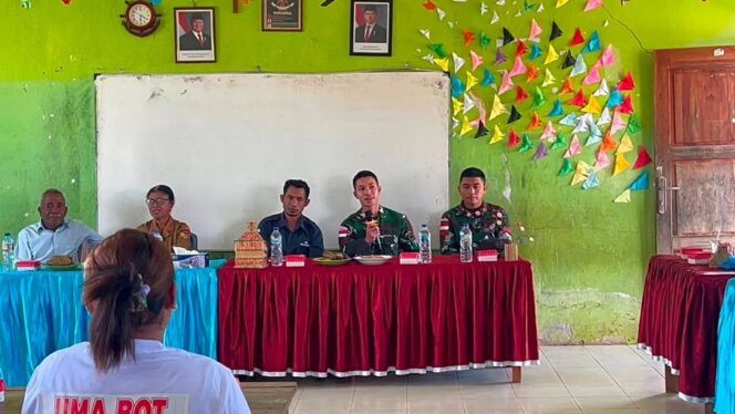 
					Yonarmed 12 Kostrad Berikan Motivasi dan Dukungan kepada Siswa Lulusan SD di Perbatasan
