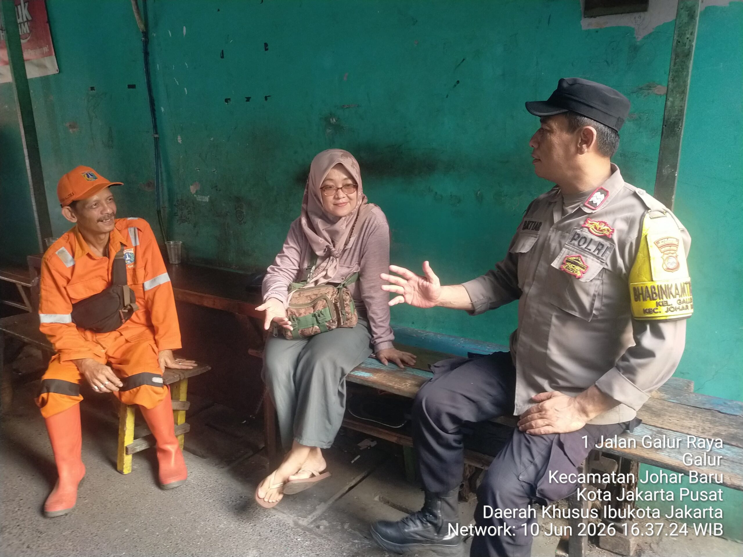Sambang Warga dan Cooling System, Bhabinkamtibmas Galur Perkuat Sinergi Kamtibmas dengan Masyarakat