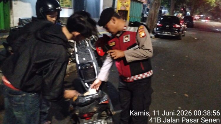 Polsek Senen Gelar Razia Stasioner, Amankan Satu Motor Tanpa Surat-surat