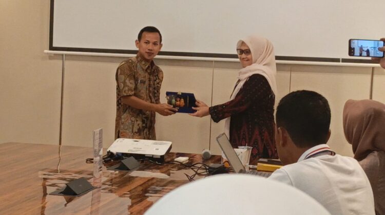 Dharma Jaya Buka Wawasan Siswa SMPN 51 Jakarta tentang Ketahanan Pangan dan Industri Protein Hewani