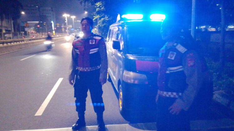 Tingkatkan Cara Bertindak Dalam Patroli Mobile Blue Light Polsek Sawah Besar” Sasar Lintasan Rawan Kejahatan Dini Hari