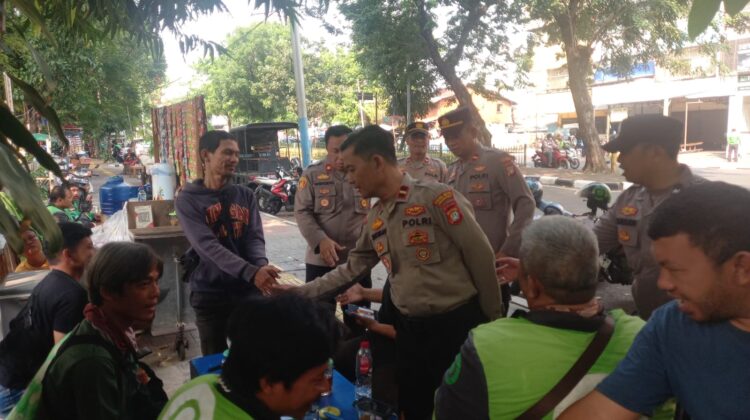 Polsek Senen Gelar Jaga Jakarta On The Spot Bersama Komunitas Ojol Stasiun Pasar Senen