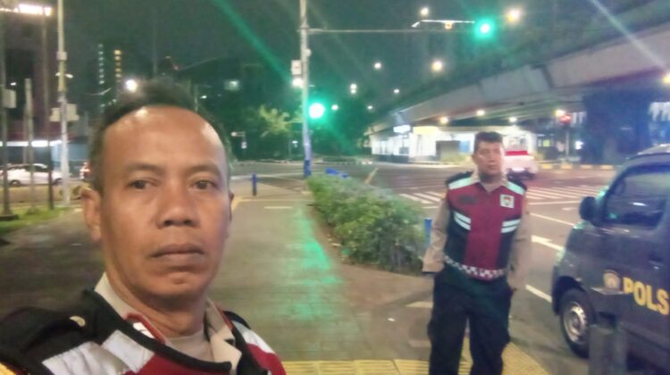 Patroli Strong Point di Simpang Lima Senen, Polisi Antisipasi Tawuran dan Kejahatan Jalanan