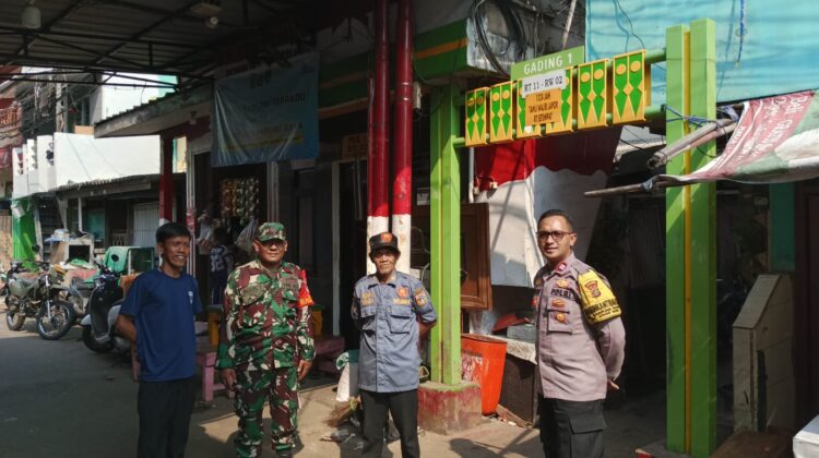 Polisi dan TNI Menyatu dengan Warga, Kampung Rawa Perkuat Benteng Kamtibmas dari Lingkungan