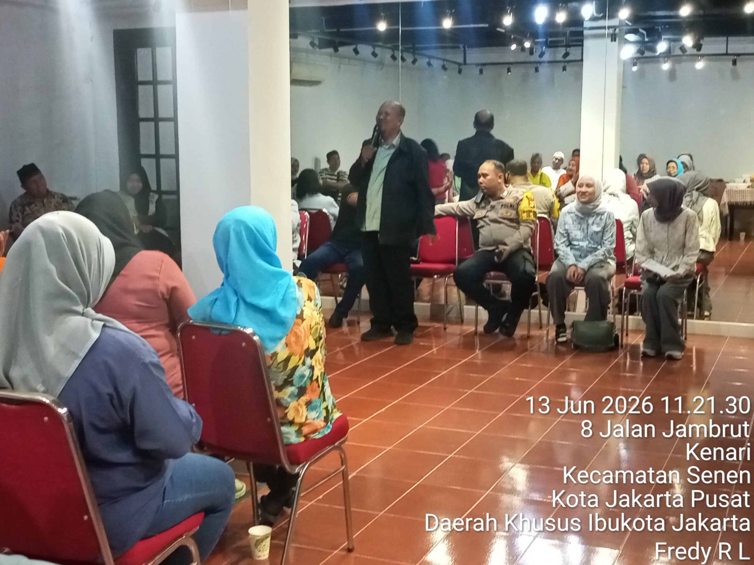 Tiga Pilar Kelurahan Kenari Hadiri Rapat Koordinasi dan Sosialisasi Pemilahan Sampah di RW 02