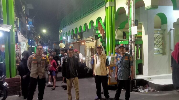 Meriah dan Khidmat, Ratusan Warga Johar Baru Semarakkan Pawai Obor Sambut Tahun Baru Islam 1448 Hijriah