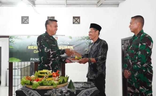 
					Pangdivif 1 Kostrad Resmikan Rumah Hasil Rehabilitasi Panti Asuhan Daarul Adzkar, Wujud Kepedulian Terhadap Generasi Masa Depan