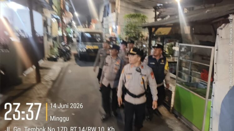 Sisir Permukiman Kebon Sirih, Patroli Menteng Antisipasi Tawuran dan Kriminalitas