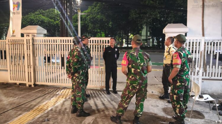 Babinsa Koramil 02/Matraman dan Komduk Gelar Patroli/Siskamling Perkuat Keamanan Wilayah