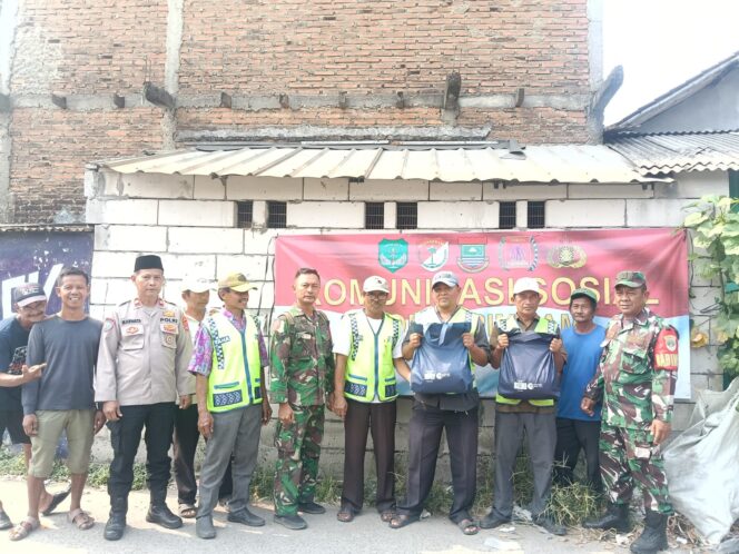 
					Koramil 07/Kresek Jaga Jakarta On The Spot di Serap Aspirasi dan Salurkan Sembako
