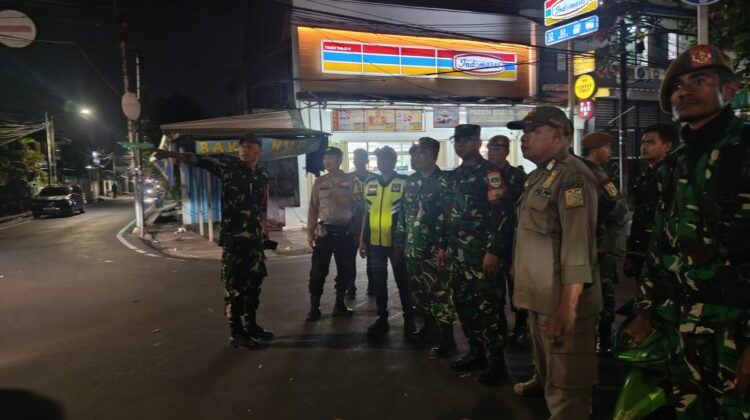 Patroli Komduk Perkuat Sinergitas TNI-Polri, Jaga Kondusifitas Wilayah Johar Baru