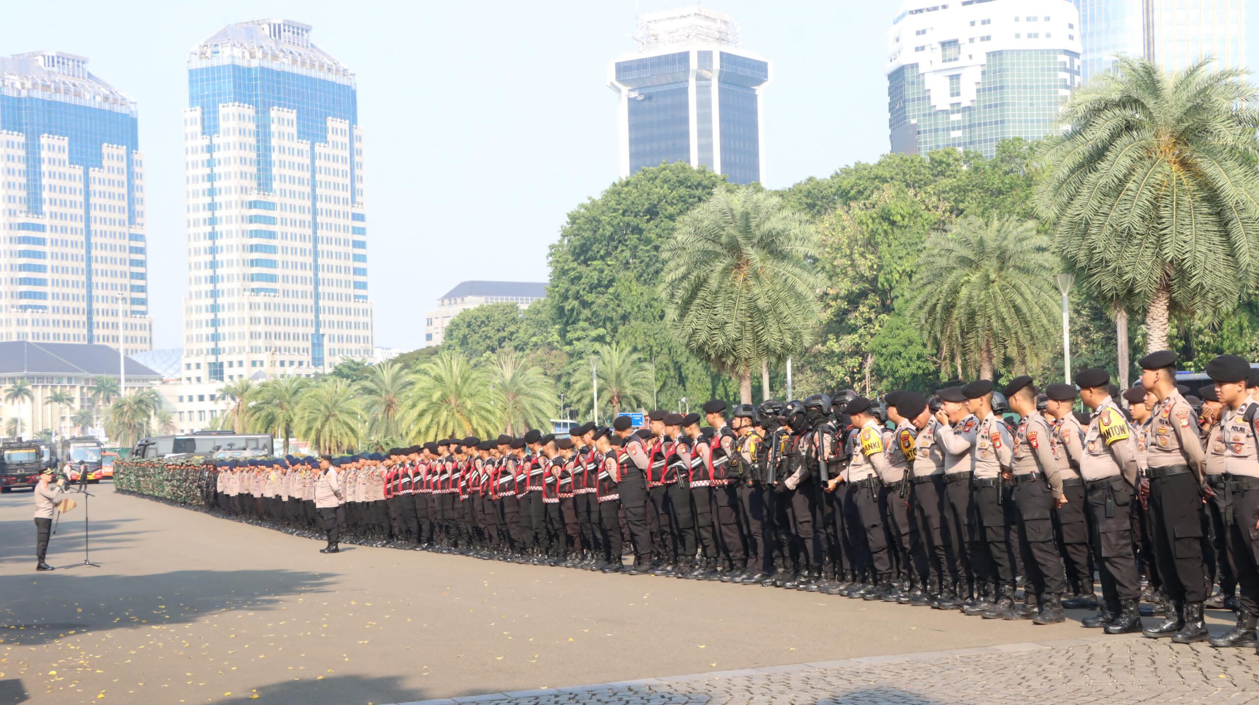 4.576 Personel Gabungan Kawal Pelayanan Aksi Unjuk Rasa di Jakarta Pusat