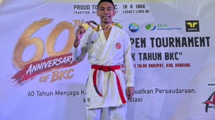 Sertu Philip Infolahta Kostrad Raih Medali Emas pada Kejuaraan Karate Piala Wamenhan RI