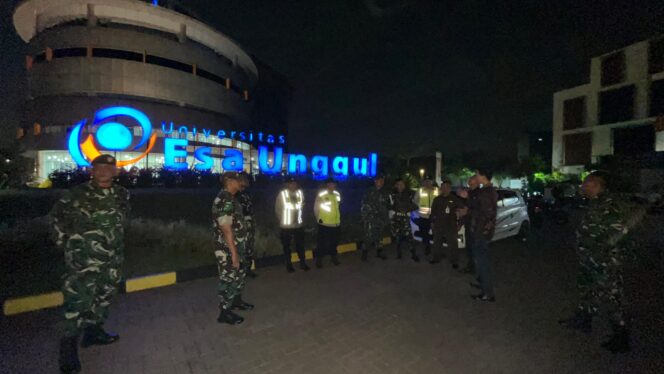 
					Koramil 14/Panongan Laksanakan Patroli Malam, Pastikan Situasi Wilayah Tetap Aman dan Kondusif