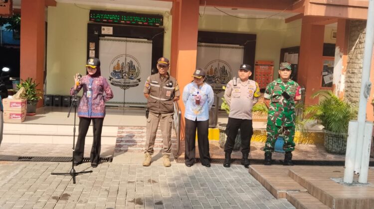 Pendampingan Polri Dalam Giat Penertiban PKL dan Bangunan Liar di Gunung Sahari Utara, Tiga Pilar Hadir Jaga Ketertiban