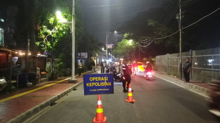 17 Personel Polsek Sawah Besar Gelar Operasi Cipta Kondisi Stasioner di Mangga Besar