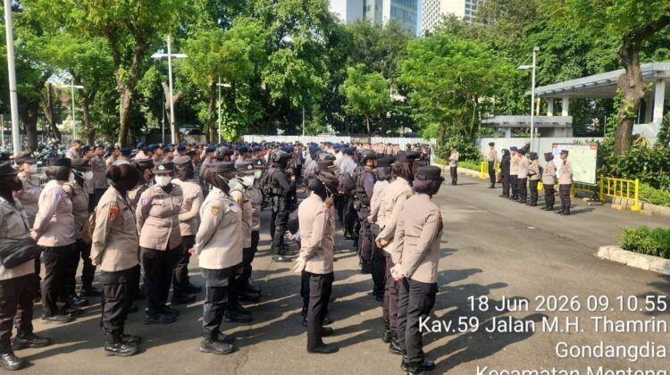 434 Personel Gabungan Siaga Amankan Aksi Mahasiswa di Bundaran HI